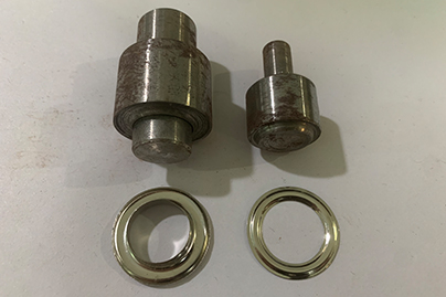 YLM15（内径1.8cm弧面鸡眼）