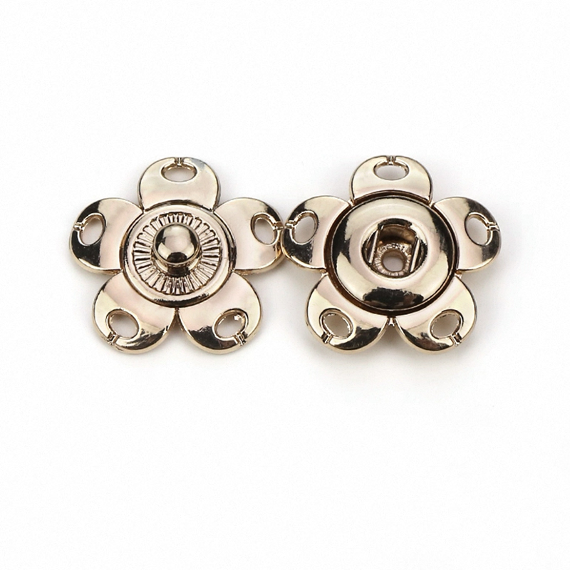 高端金属大衣按扣