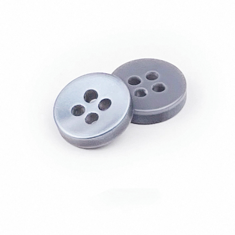 仿贝珠光四眼衬衫树脂扣