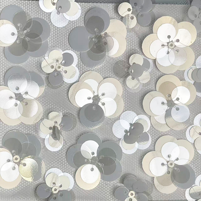 立体大珠片花骨朵网纱面料